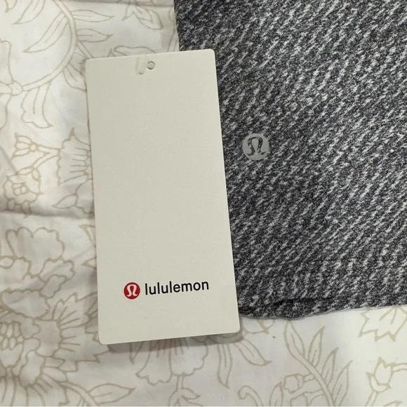 Lululemon Athletica Ready to Rulu Gray Patterned Turtleneck - Picture 4 of 5
